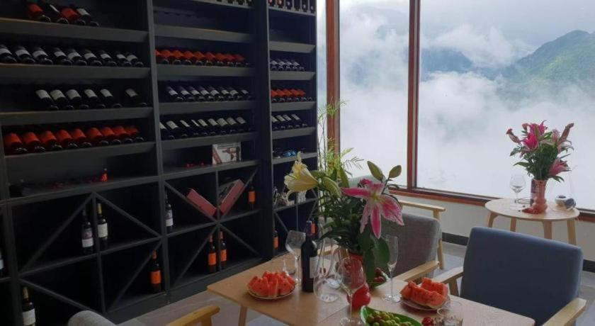 The Grand Blue Hotel سابا المظهر الخارجي الصورة
